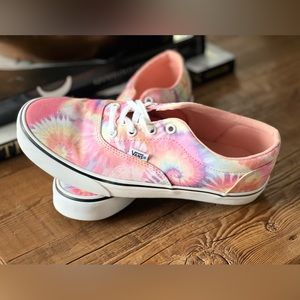 Vans Women’s Tennis shoe size 9.5